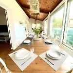 Constance - Swimming Pool & Parking - Sleeps 8