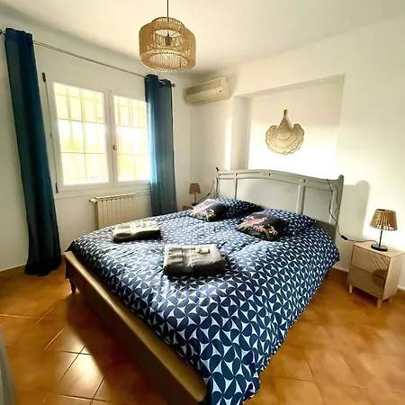 Villa Constance - Swimming Pool & Parking - Sleeps 8 Six-Fours-les-Plages